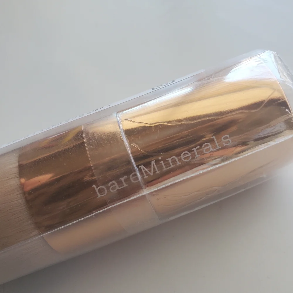 Bare Minerals Beautiful Finish Brush